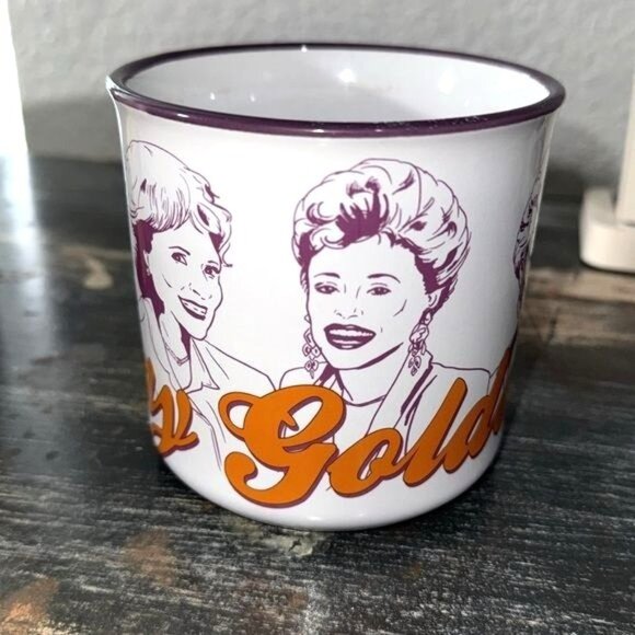 The Golden Girls 20 Oz Ceramic Mug By Silver Buffalo - Picture 5 of 8